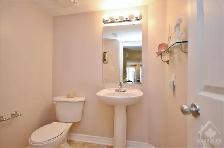 Barrhaven Area 2 BDR house available from 1st August. - Photo 4