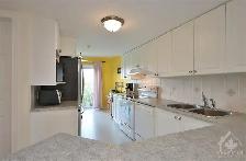 Barrhaven Area 2 BDR house available from 1st August. - Photo 7