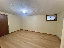 2 Beds 1 Bath Basement for Rent - Photo 6