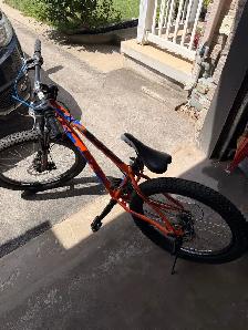 24 inch CCM Trailhead bike - Photo 2