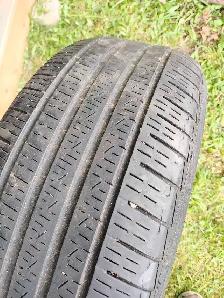 FREE. RUN FLAT TIRE, 225 50 R18 - Photo 3