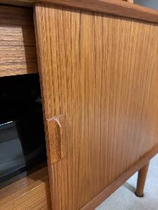 Mid-Century Teak entertainment unit with ELAC Record Player - Photo 5