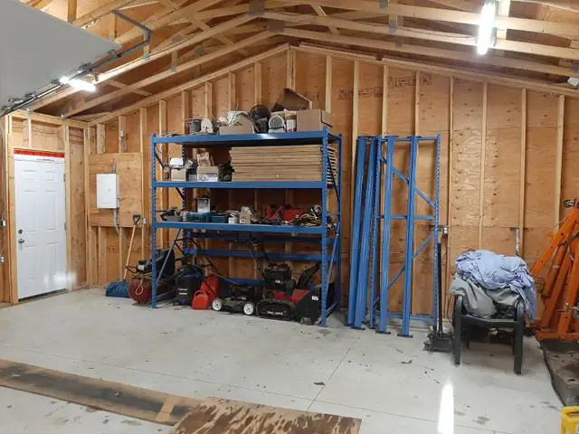 Shelving unit