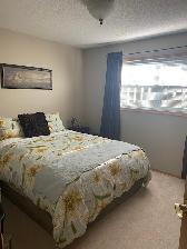 Large Bright 2 Bedroom 1 Bedroom Suite Near College - Photo 5