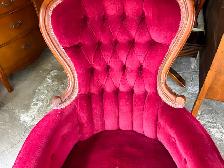 Victorian Chair - Photo 5