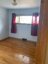 3 Bedroom Highland-Park Main-Floor for Rent in NW, Calgary - Photo 5