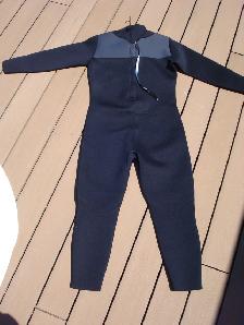 WETSUIT 3 MIL, LADIES XXL IN EXCELLENT CONDITION for DIVING or W - Photo 2