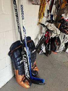 Men’s used Flite Goalie Pads, Glove, Blocker and Goalie Sticks - Photo 9