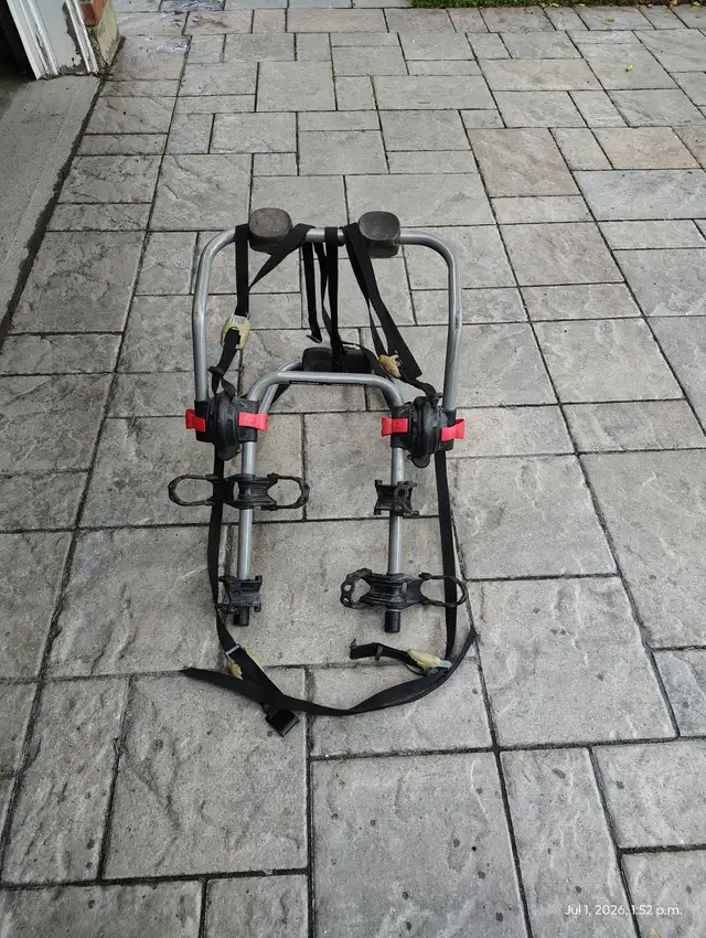 Used trunk-mounted 2-bike rack