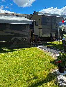 2017 Grand Design Solitude 384 GK - Photo 3
