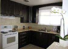 2 BEDROOM MAIN FLOOR APRTM IN HOUSE - CLARKSON - Photo 2