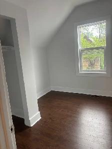 4 bedroom 2 bath house on Gladstone near Bank St - Photo 6
