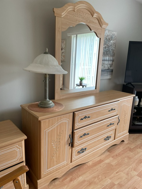 Bureau avec miroir de chambre