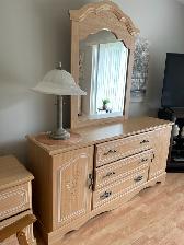 Bureau avec miroir de chambre