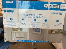 NEW - 10,000 BTU Danby air conditioner - Photo 5
