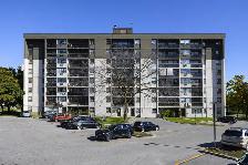 Studio Apartment for Rent - 350 The East Mall - Photo 15