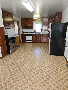Farm House For Rent - Photo 3