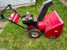 Snowblower - Photo 2