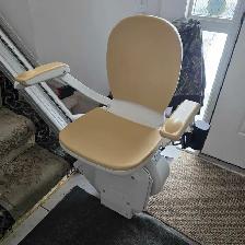 Acorn Stairlift - Photo 2