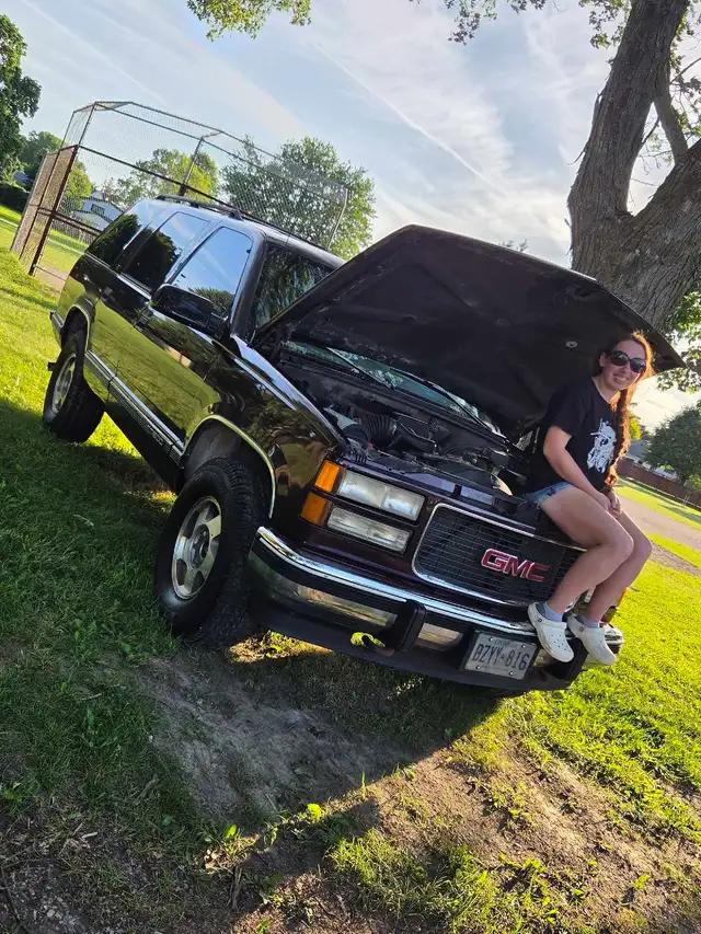 1997 GMC Yukon SLT 4x4 Loaded V8