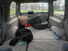 1997 GMC Yukon SLT 4x4 Loaded V8 - Photo 9