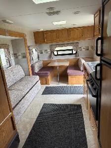 2006 24ft Pioneer Travel Trailer - Photo 2