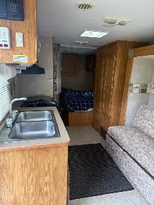 2006 24ft Pioneer Travel Trailer - Photo 3