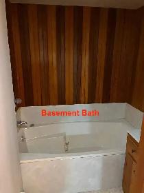 Oakridge Skytrain Station- One Private Bedroom $800 - Photo 3