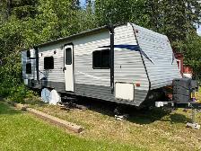 2017 Serenity by GulfStream 30ft Travel Trailer