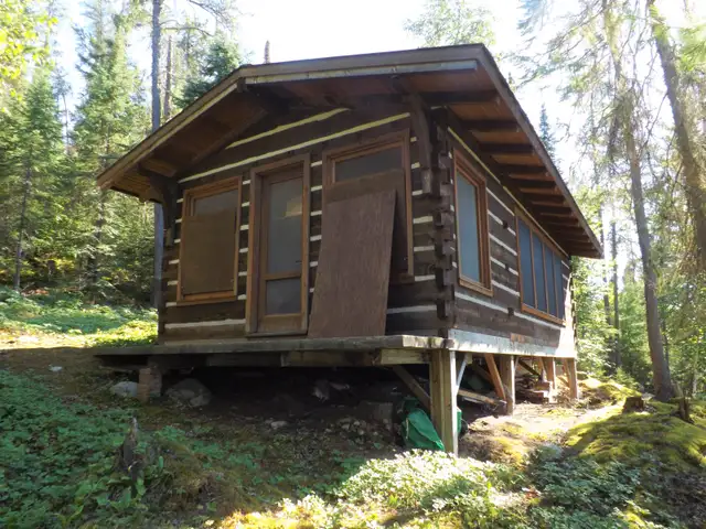 SOLD 1 Erdmann Island - Marmion Lake