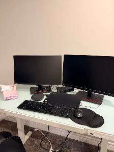 Premium Electric Standing Desk | Excellent Condition - Photo 2