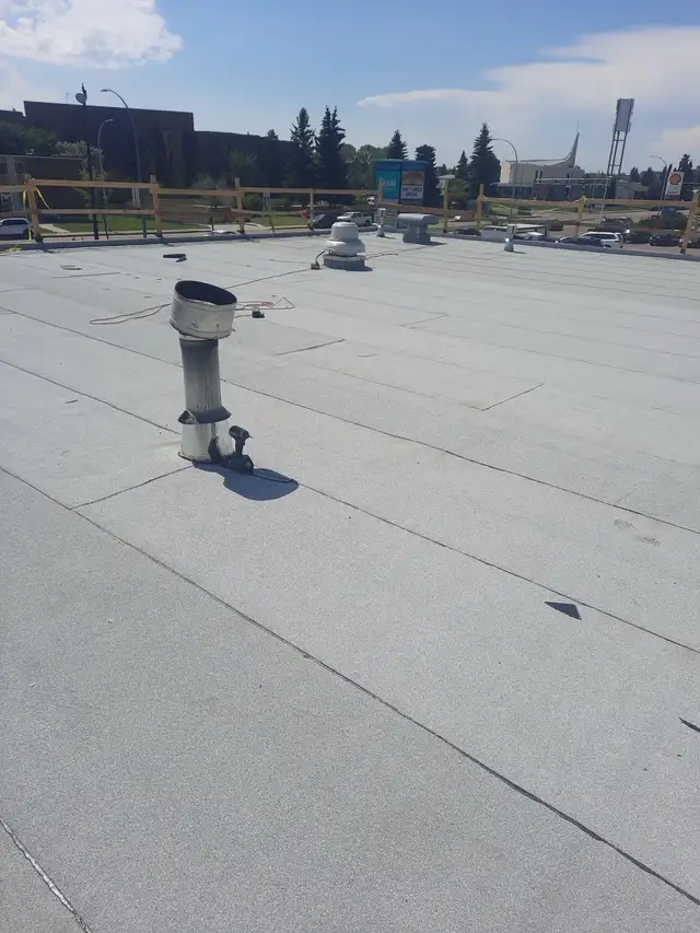 ROOFING CONTRACTORS NEEDED!