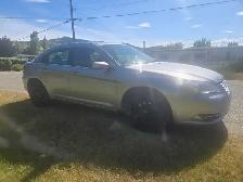 2013 Chrysler 200 touring - Photo 2