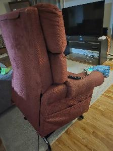 Electric Lift Chair - Photo 3