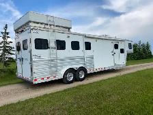 4 Horse living quarters