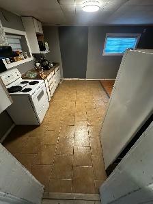 2 Bedroom Basement For Rent - Photo 5