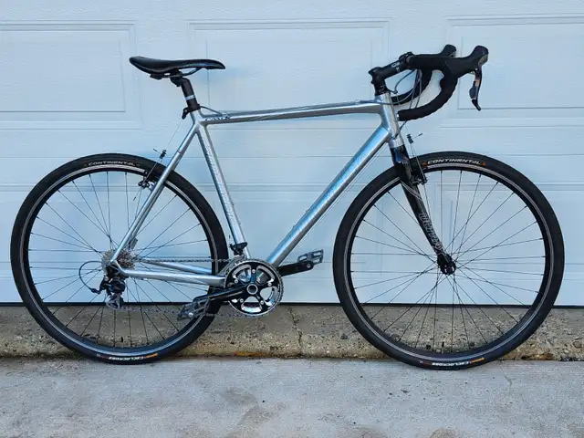 2010 Cannondale CAADX 105 Cyclocross 56 CM Bicycle