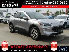 2022 Ford Escape Titanium AWD 2.0L | Navi | Carplay | Blind Spot