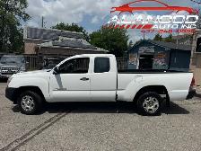 2013 Toyota Tacoma Base 4x2 Regular Cab Manual (CERTIFIED) - Photo 9