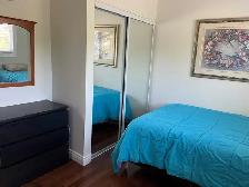 Funished Room FOR RENT, with utilities-internet, Richmond Hill - Photo 2