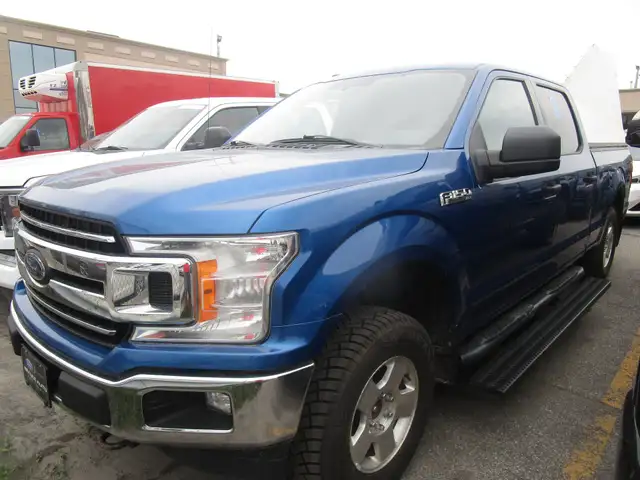 Ford F-150 XLT 4WD SuperCrew 6.5' Box XLT CREWCAB 4X4 MOTEUR 5,0
