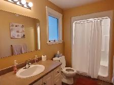 Fully furnished short-mid term rental in Point Clark - Photo 7