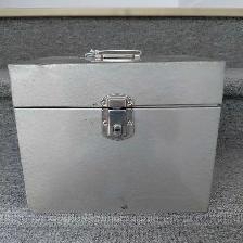 Coffre classeur vintage en métal avec clé
