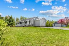 3 bed 2 bath bungalow near Montague