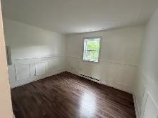 Apparemment de 4 chambres et 2 salles de bain - Photo 4