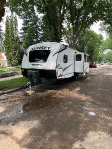 2022 Crossroads Sunset Trail 285CK RV - Photo 4