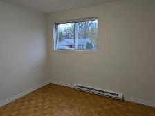 2 Bedroom Apartment in Strathroy - Photo 7