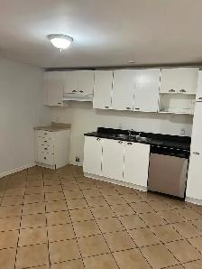 3 Bedrooms apartments for rent/3chambres appart à Louer