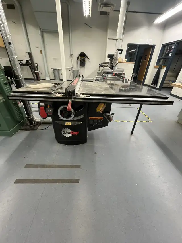 Saw Stop 10’’ Industrial Table Saw (Model ICS51230)