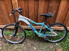 Multiple bikes for repair or parts - Photo 2